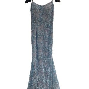 NWT Women’s Formal Dress Size 4